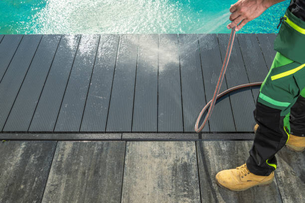 Best Commercial Building Pressure Washing  in Gateway, AK