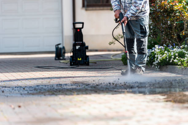 Best Commercial Building Pressure Washing  in Gateway, AK